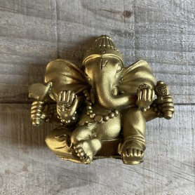Statuina Ganesha dorata